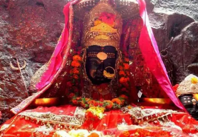 maa-kamakhya-puja-anushthan