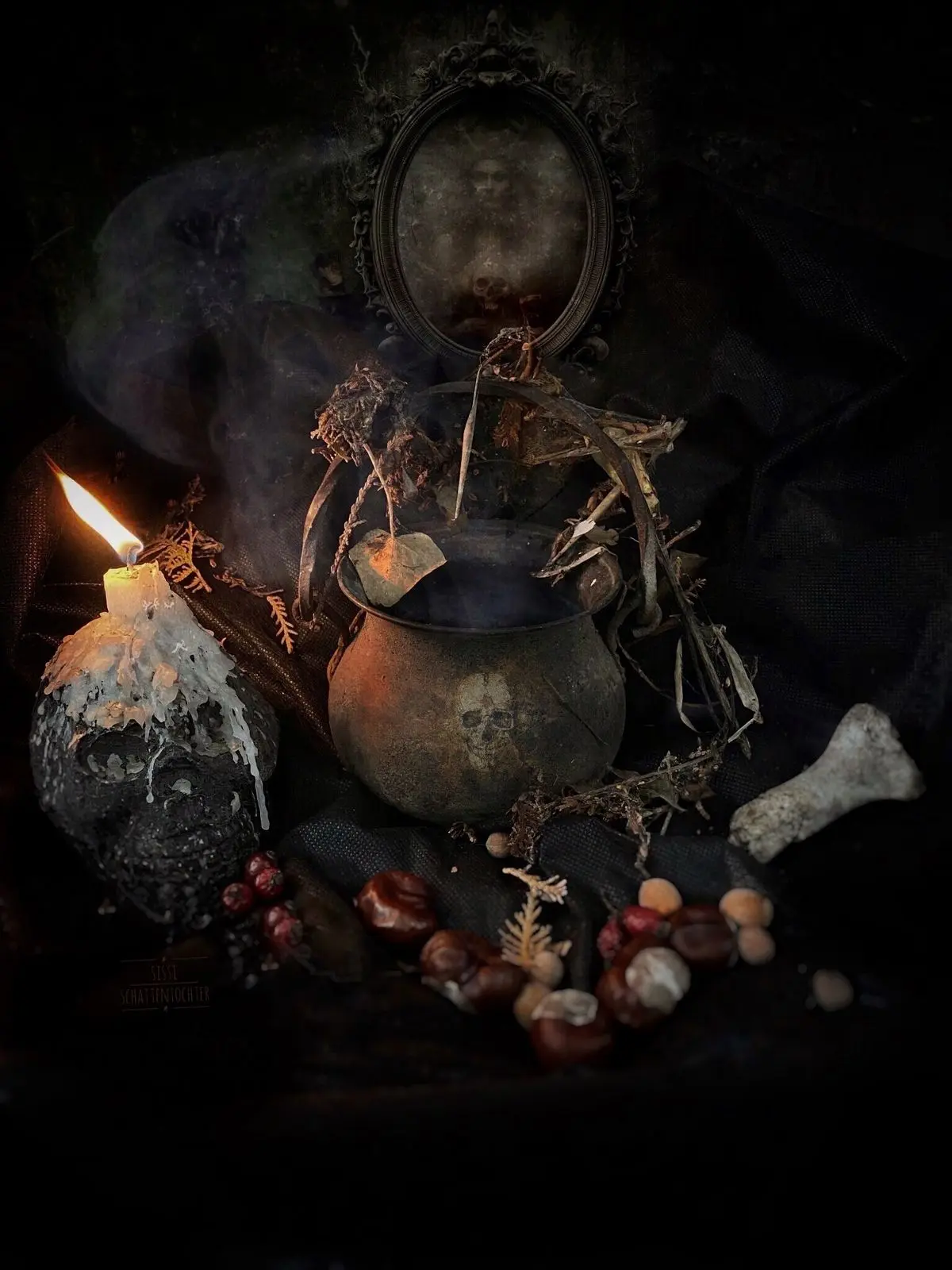 Difference-Black-Magic-Vashikaran